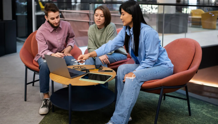 meet the team theweeklyspooncom